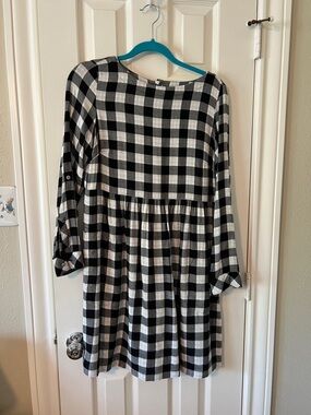 J JillBlack & White Check Button-Back Dress - Size 8